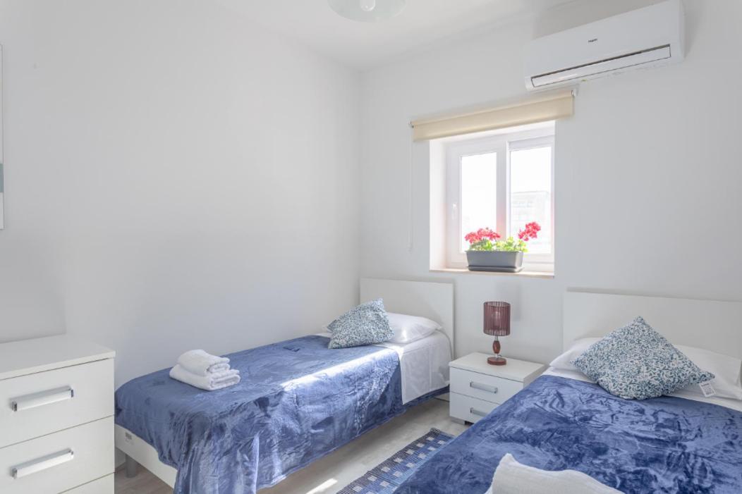 F3 Room 2, Private Room Two Single Beds Shared Bathroom Msida Luaran gambar